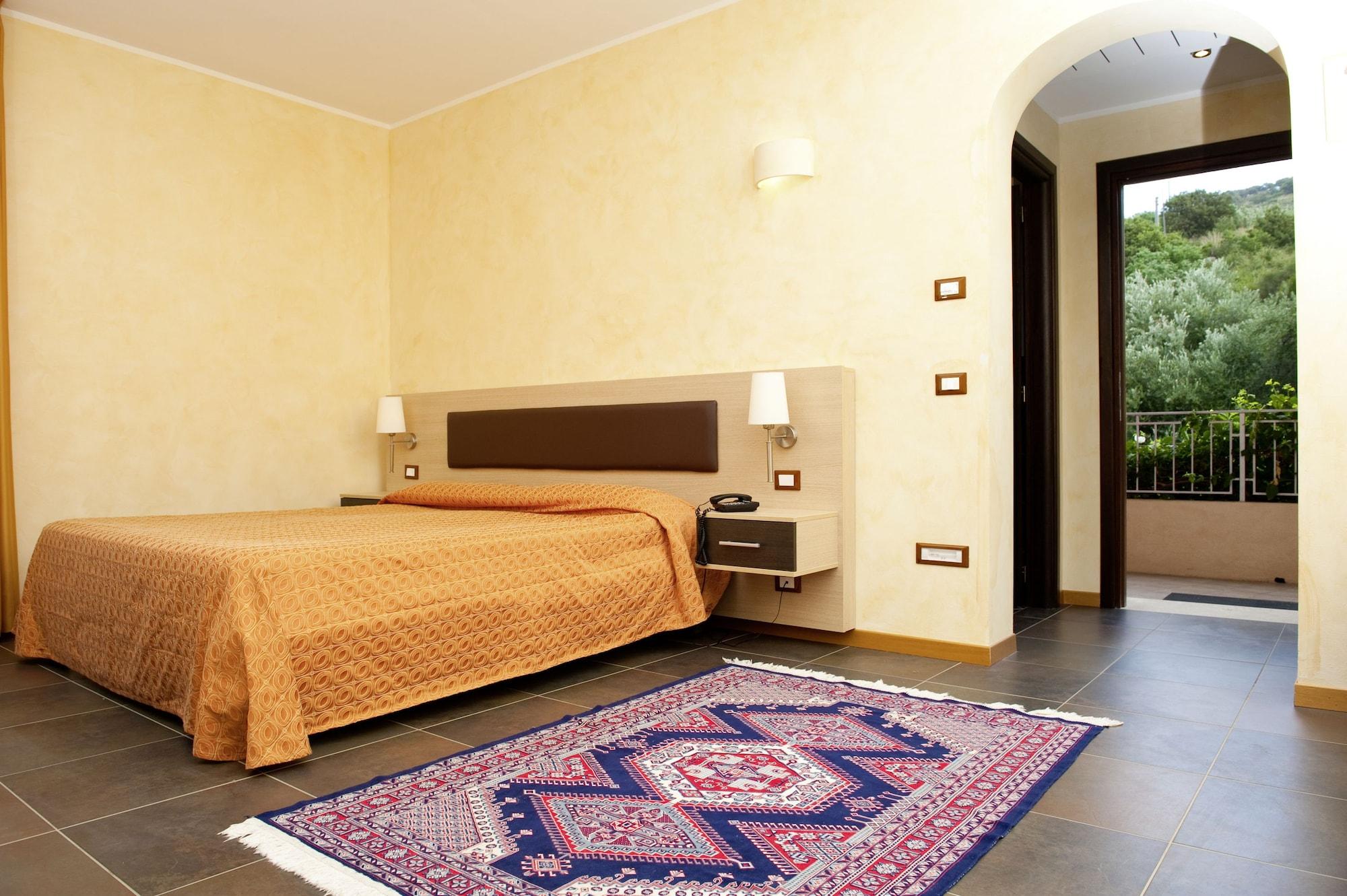 Bv Borgo Del Principe Hotel Zambrone Buitenkant foto