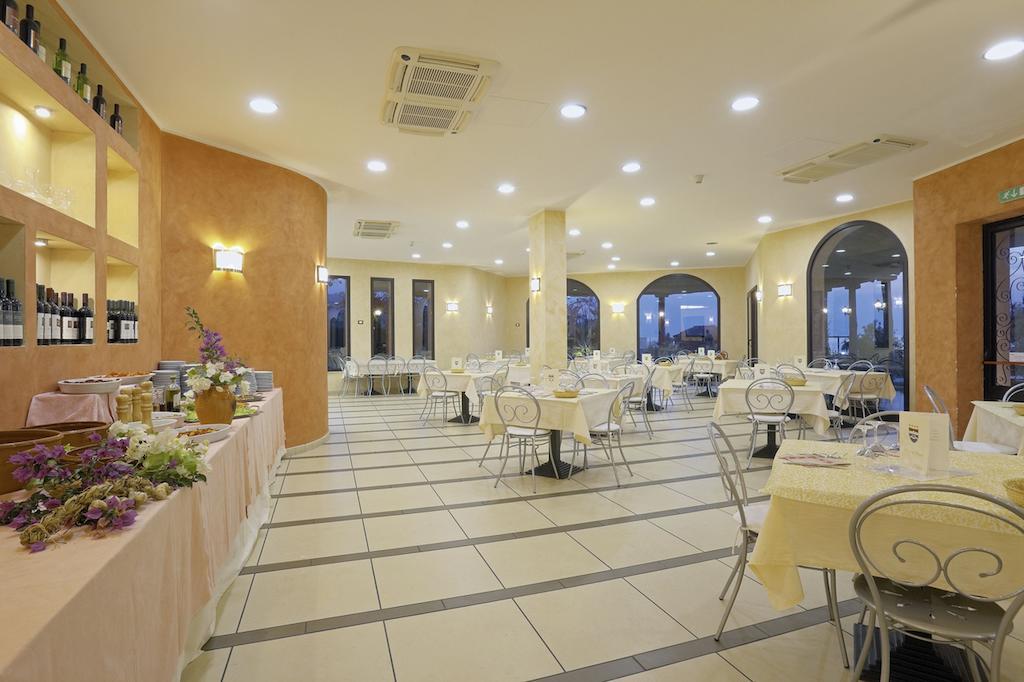Bv Borgo Del Principe Hotel Zambrone Buitenkant foto